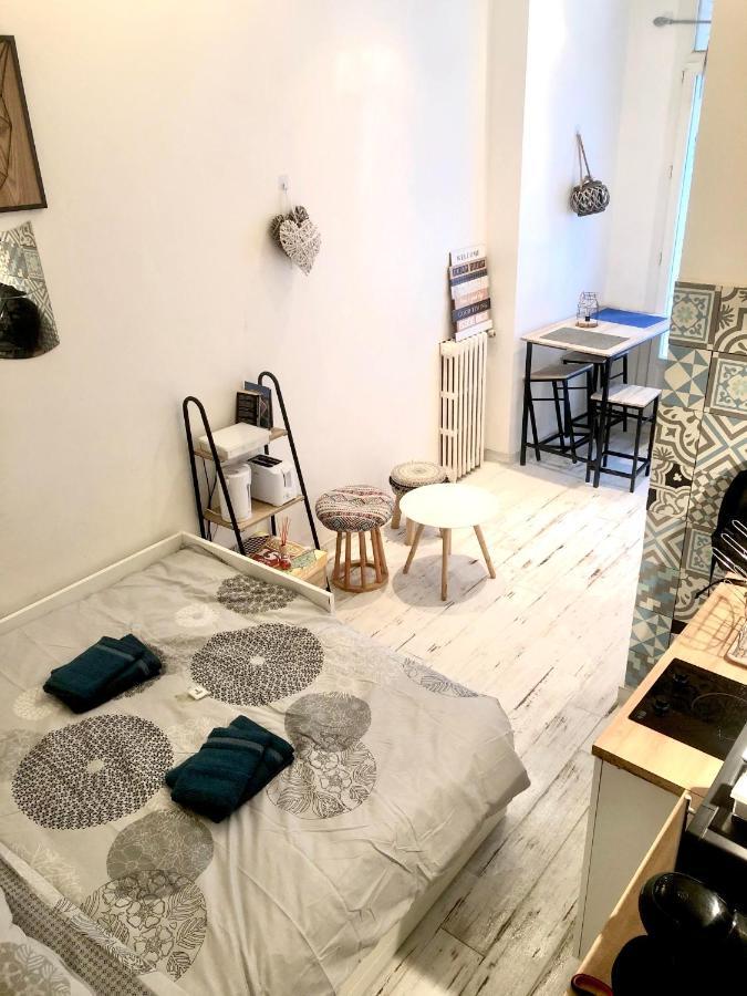 Cozy Nest Apartamento Tolón Exterior foto